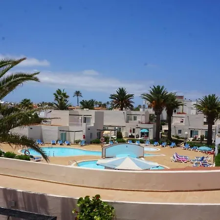 Apartamento Recien Reformado En Centro A Tres Minutos De La Playa * Κοραλέχο